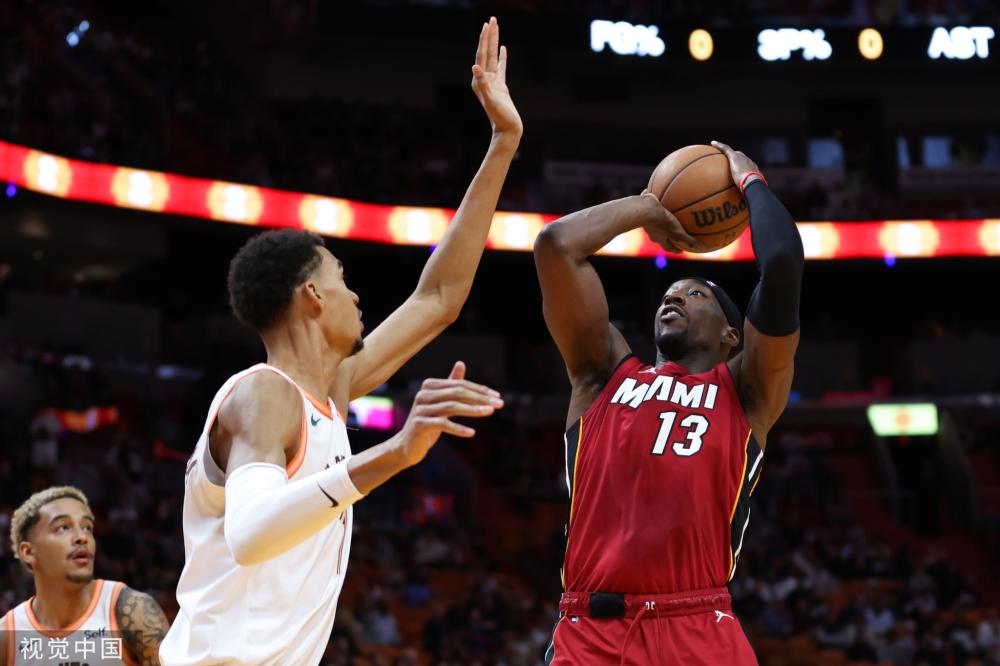 展示出她们 展示出她们